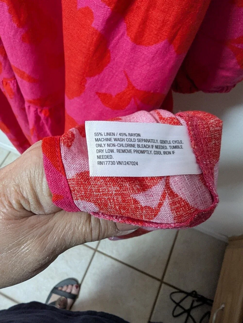Kate Spade for Target Women's Hot Pink & Red Floral V-Neck Midi Dress
